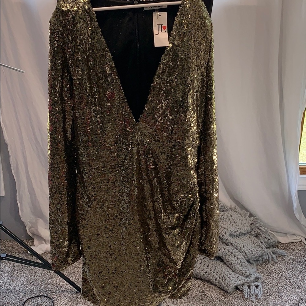 NWT Gold Sequin XTAREN Dress